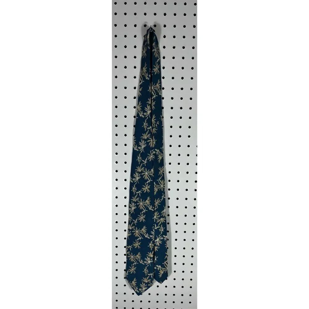 Hugo Boss tie - Picture 3 of 4